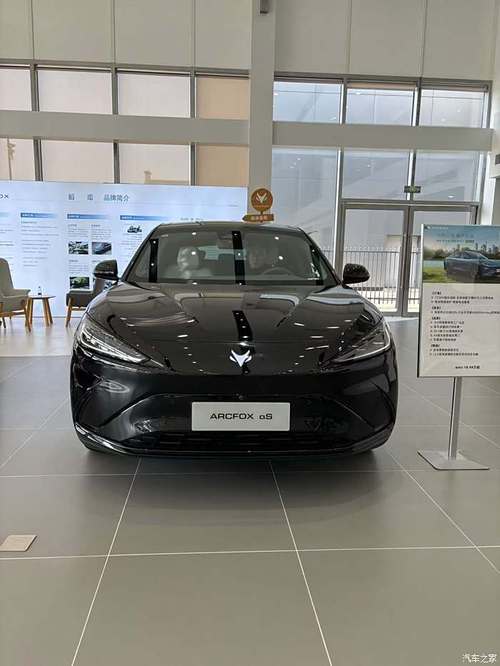 国产无人区码 SUV 进行二次升级,打造更智能更安全的出行体验