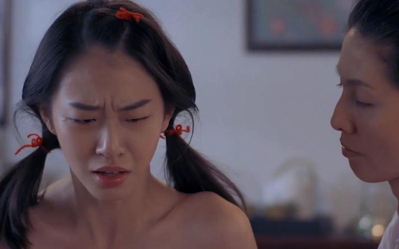 女特务还是黄花大闺女——让你一秒回到过去，感受那个战火纷飞的年代