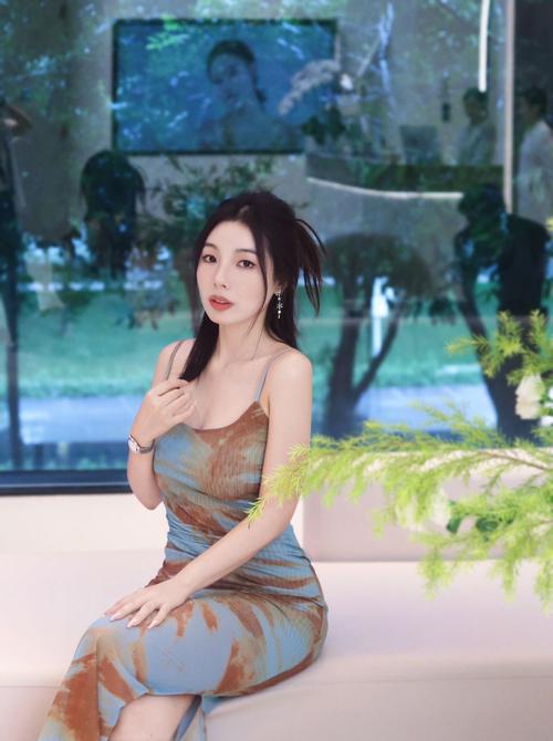张律渝和吕知樾三步曲——让你轻松拥有完美身材